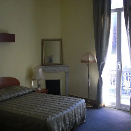 Neptune Κάννες